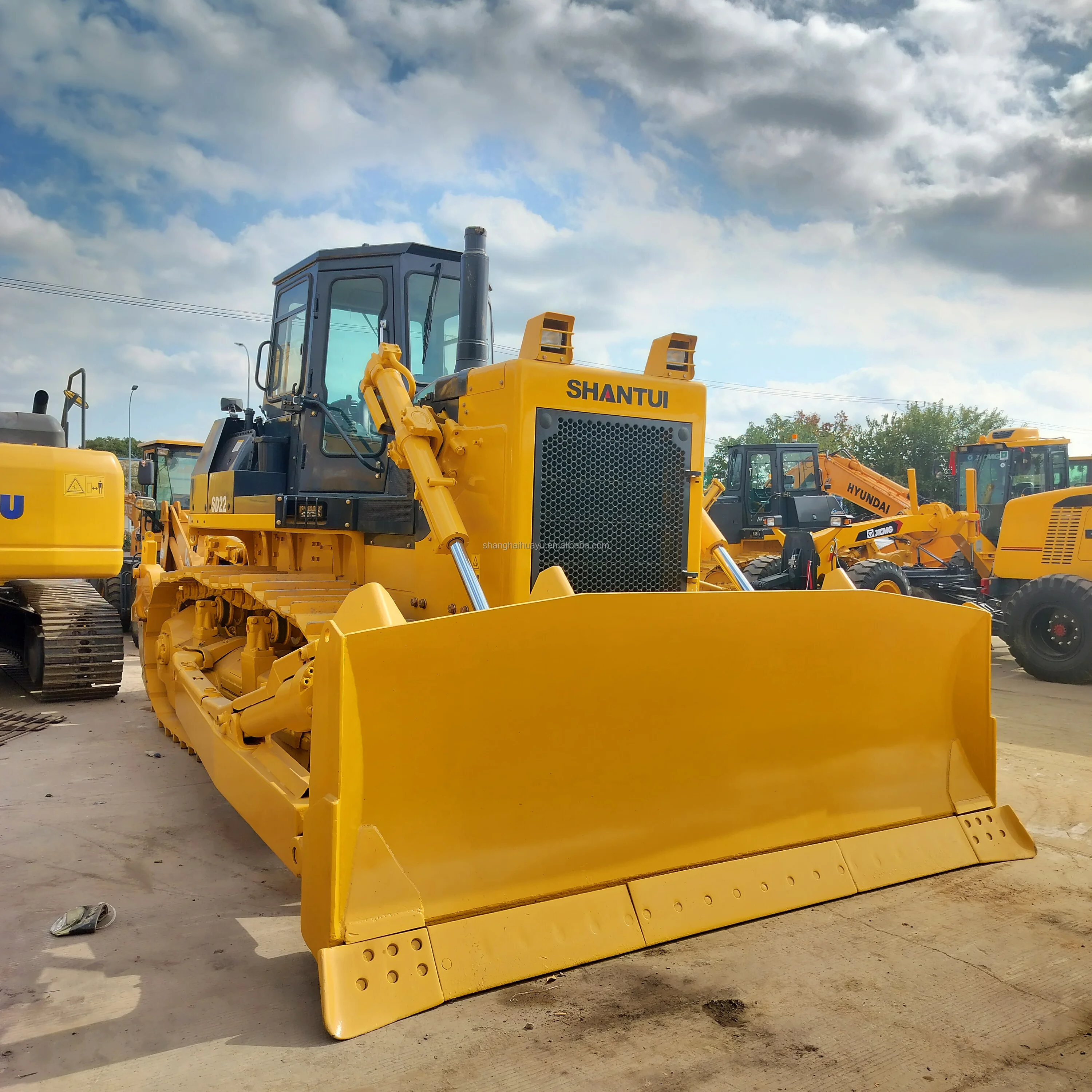 Бульдозер SANTUI Sd32 Sd16 Sd22 Sd26 SD32 гусеничный бульдозер для продажи подержанных бульдозеров