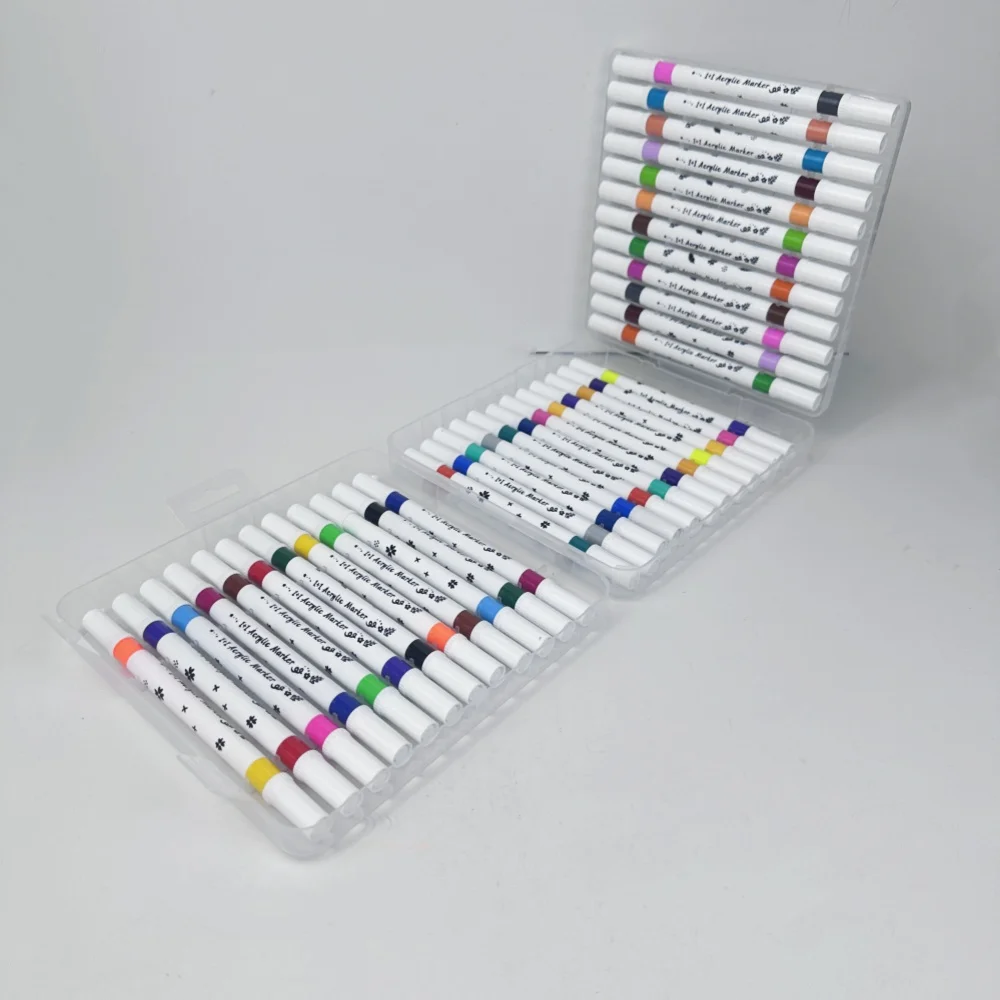 Wholesale 36 Colors Acrylic Markers Dual Tip Dual Color 36 Set for Painting on Fabric Ceramic Wood 6+ Kids Painting Tools