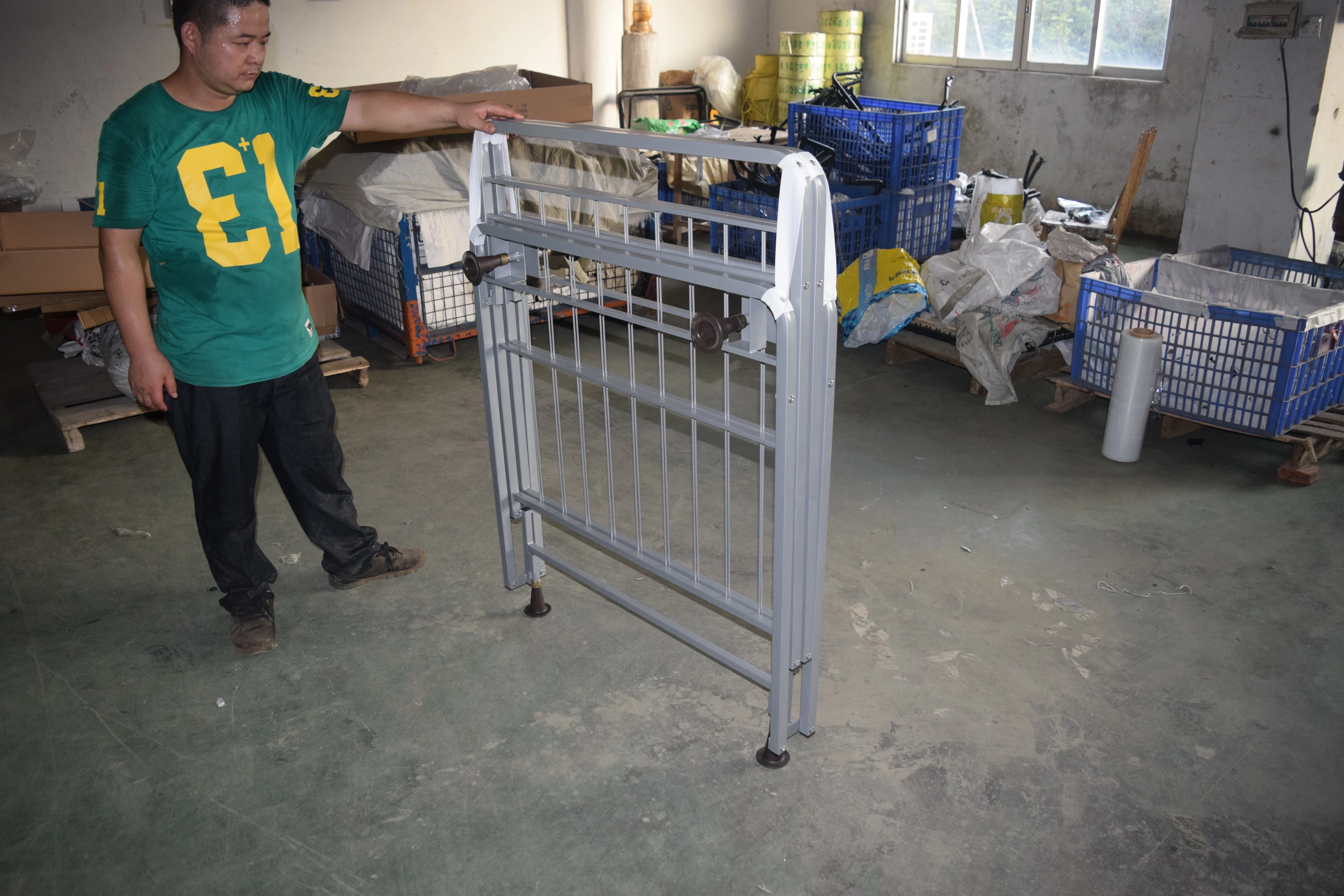 Bamboo automatic canvas sheets ironing adjustable folding bed