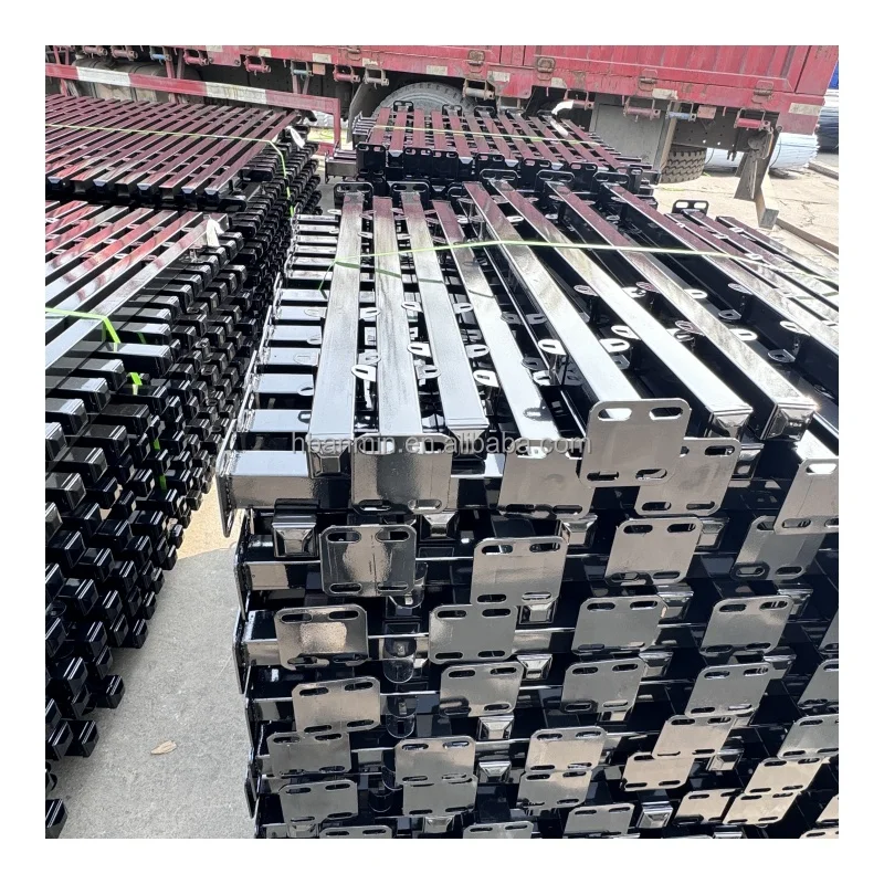 Invincible Design Wrought Iron Fence Steel Rail Garden House Gate Fencing Panels