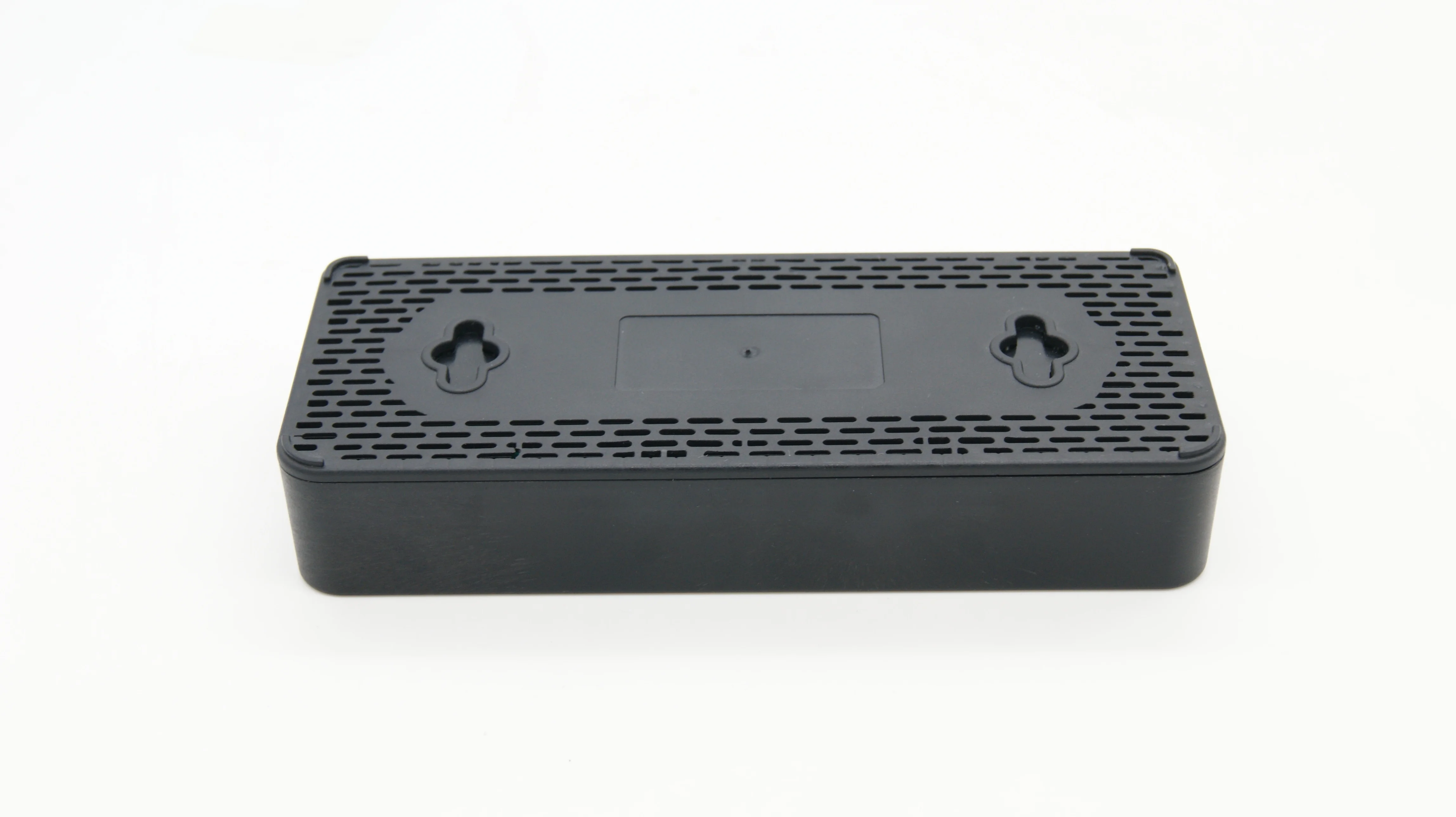 Desktop home or office use 8 port 10/100m fast ethernet switch