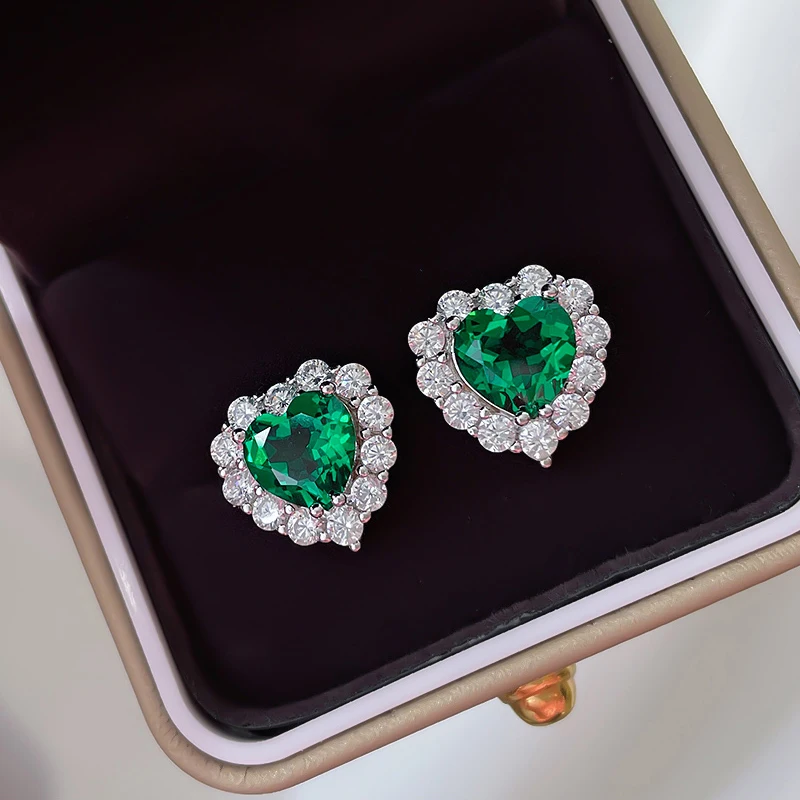 2023 new S925 silver earrings fresh love emerald 8*8 heart-shaped earrings 5A zircon jewelry ladies Wedding Jewelry