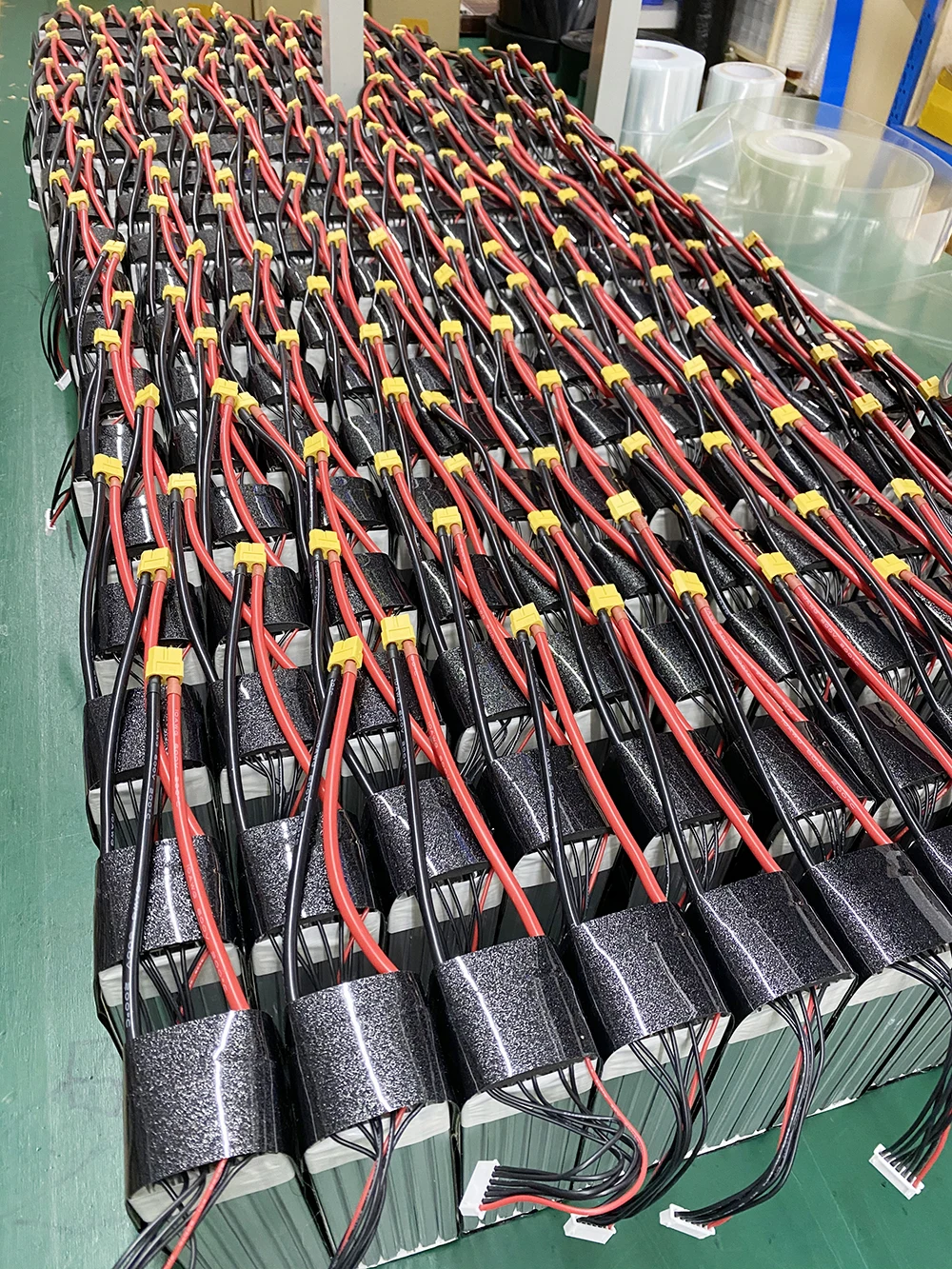 AA grade 22000mAh 33000mAh Lipo Drone Battery For Sale XT60 XT90S AS150 XT150 Customized Batteries for Unmanned Aerial Vehicle