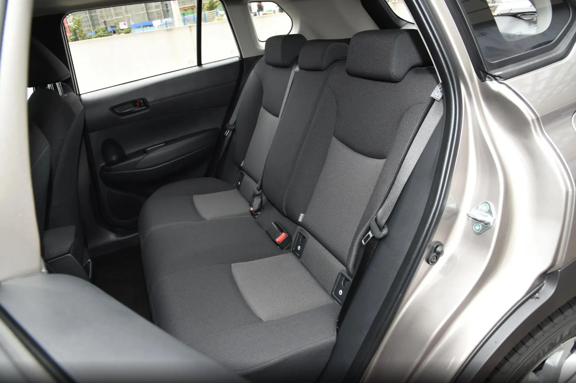 Новый бренд для Toyota Frontlander Corolla Cross Fenglanda 2.0L бензиновый Гибридный компактный кроссовер внедорожник