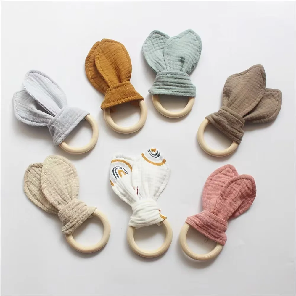 Ins Hot Sale Bunny Ears Baby Teething Wooden Rings Cotton Muslin Gauze Hand Grip Training Soothing Toys Wood Teether Ring