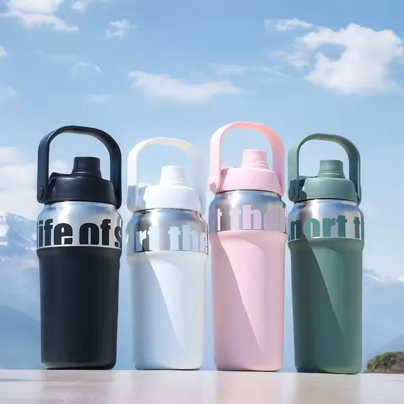 SuXiuOEM insulated water bottles with straw multi-functional outdoor thermos cup Lightweight durable fashion outdoor hook design