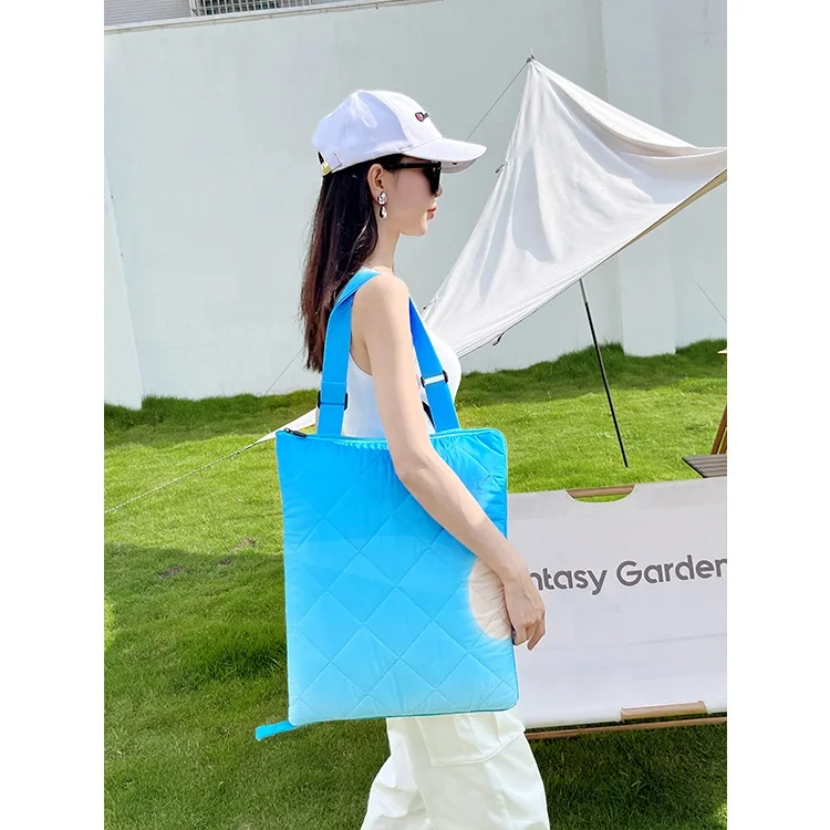 Wholesale Custom Outdoor Picnic Blanket Mat Portable Waterproof Foldable Sleeping Pad Camping