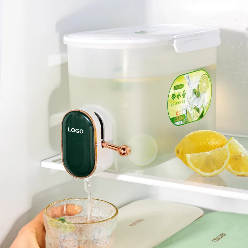 Baolong Factory Refrigerator Ice water Beverage Dispenser Cold Water Kettle with Faucet Large Capacity Plastic Beverage Pot