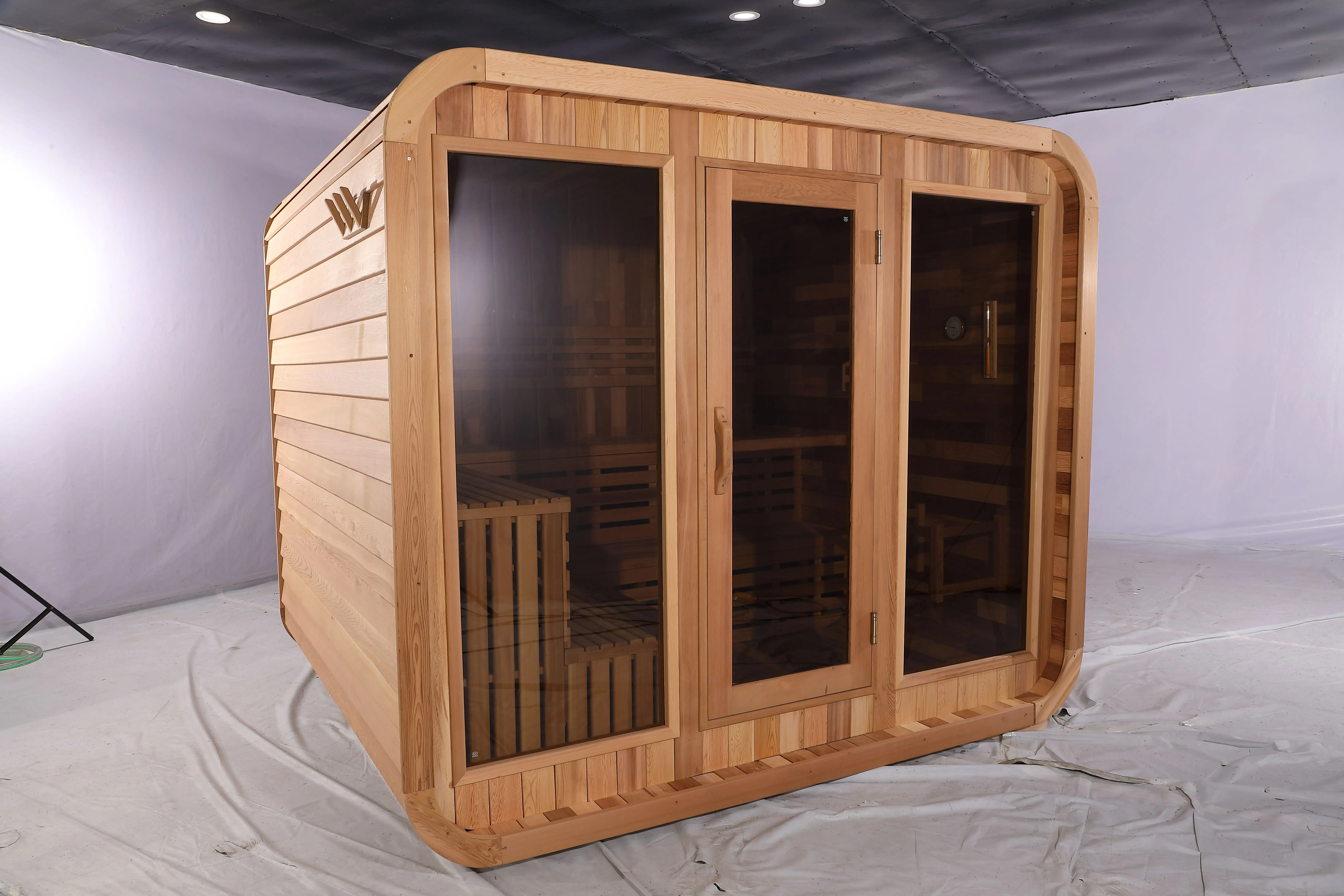Traditional Sauna Room for 6 People Outdoor Sauna House Facility With Far Infrared Sauna Treatment Equipment For Deposit