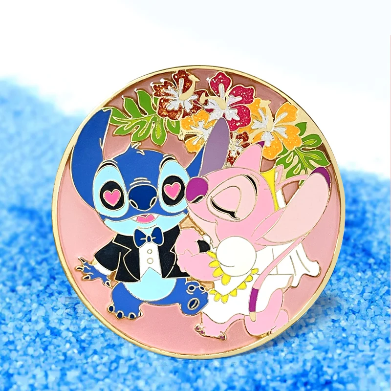 Manufacturers wholesale cartoon brooch pin custom stitch metal badges funny cute cartoon enamel pins