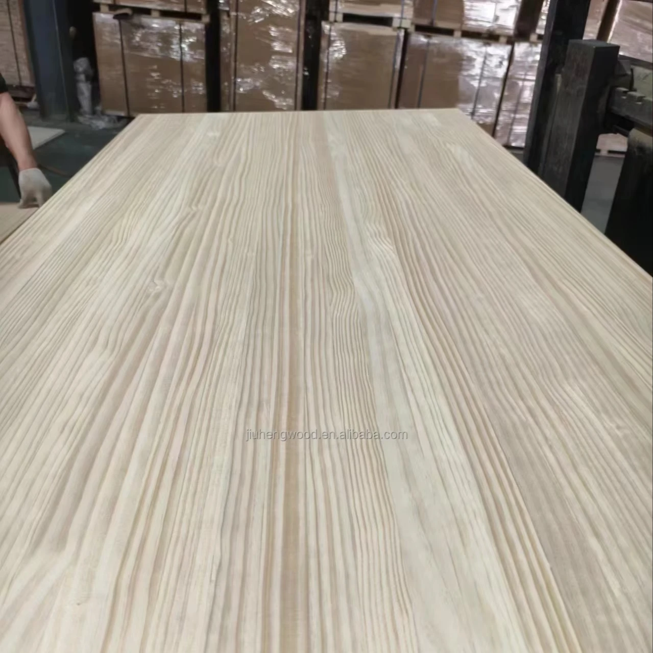 Custom Size AA Natural Plywood Furniture Pine Edge Glued Board for Sale