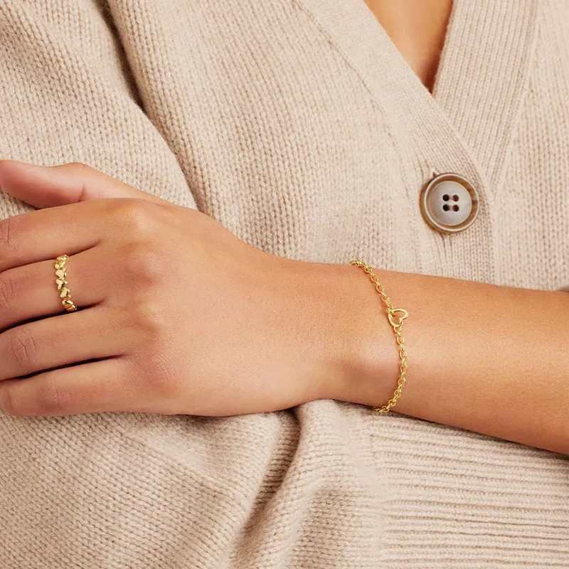 Dainty 18k Gold Plated Mini Open Heart Chain Bracelet Classic Interlocking Heart Design Bracelet