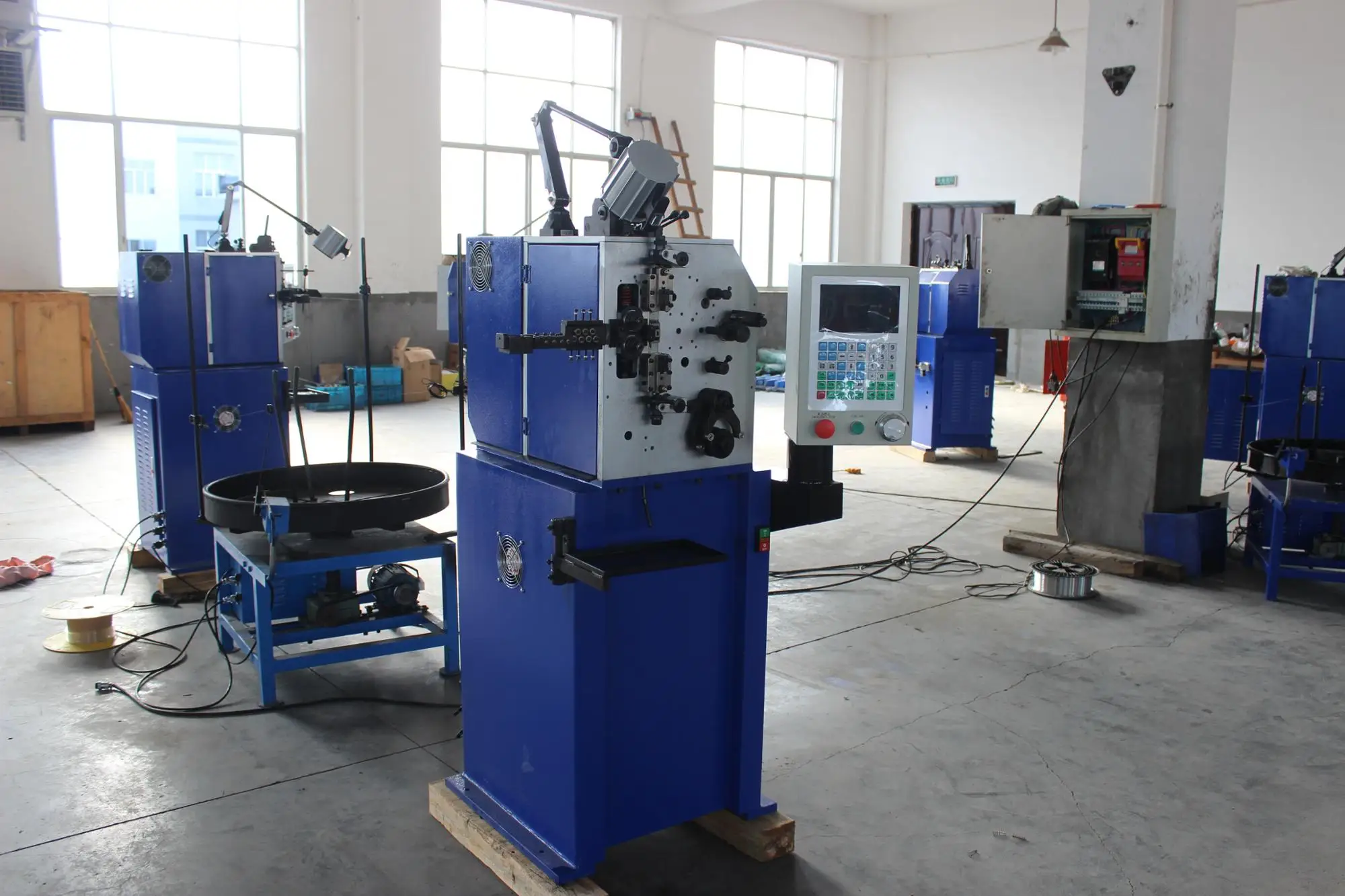 YF brand CNC-8208  2 Axes CNC Metal Wire Extension Spring Coiling Forming Machine with Low Cost