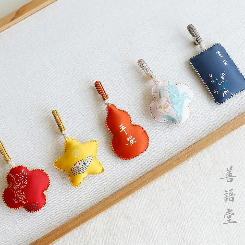 New Promotional Custom Star shape Good Luck Fortune Succes Prayer Beauty Health Safe Wealth Bag Guard Talisman