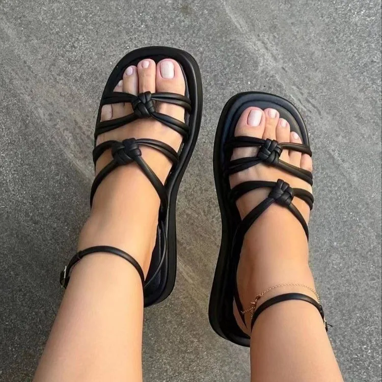 Hot selling design green round head one line buckle thick bottom woven beach slides slippers flat sandals for women and ladies