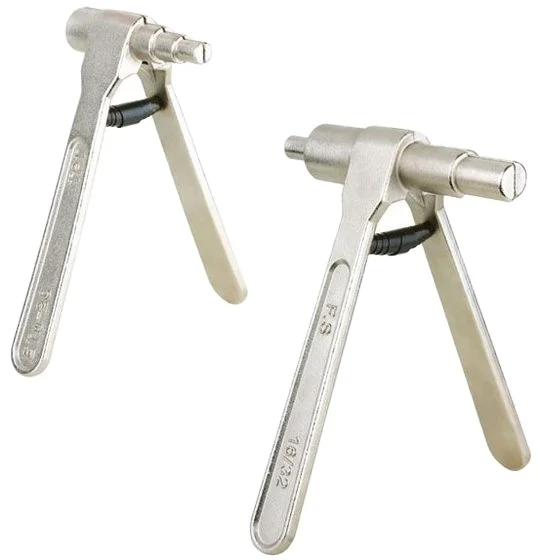 Low price pex pipes cutting calibrator pipe hand tool