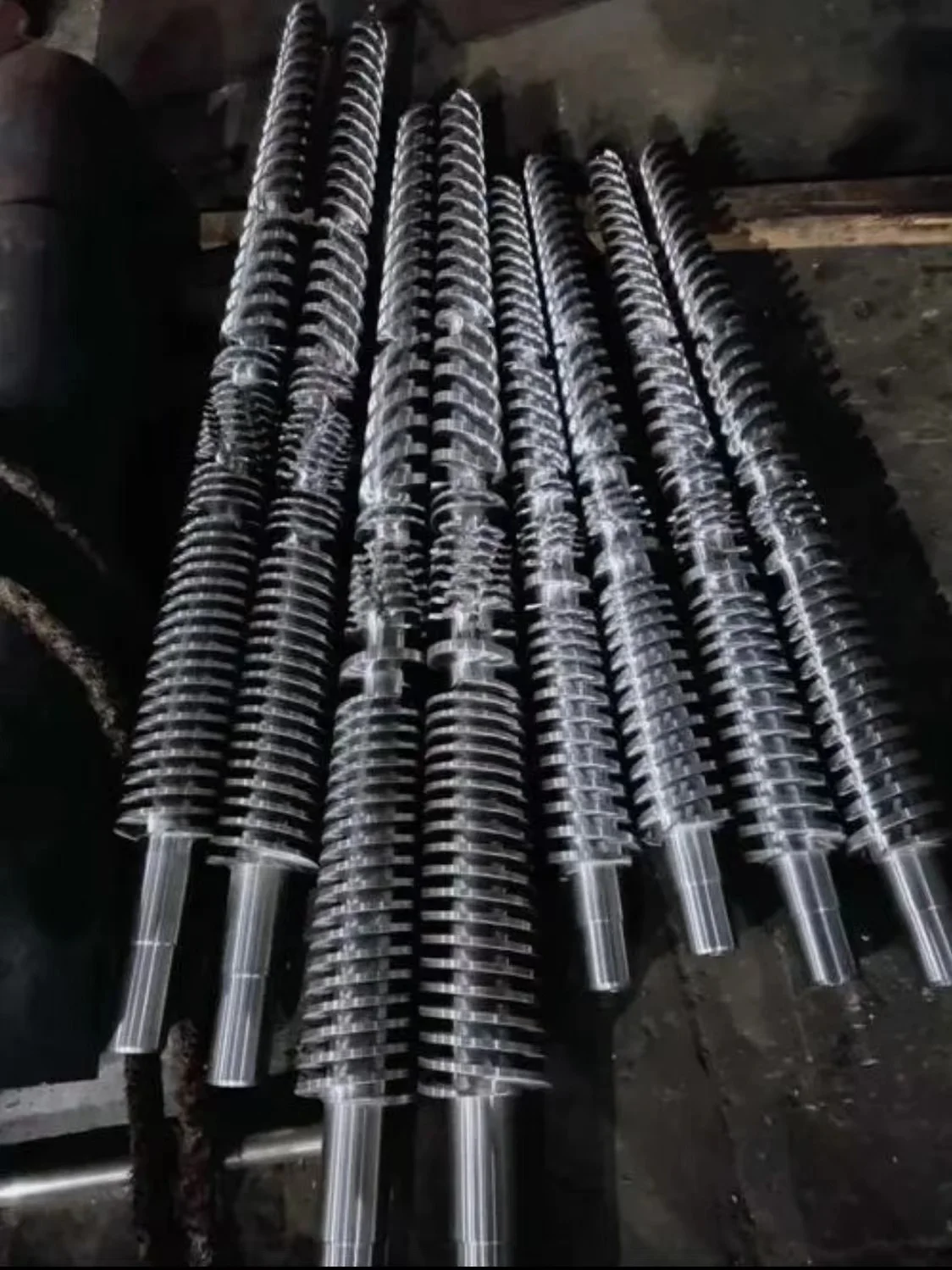 Сталь и карбид один экструдер фрезерный винт бочка для ПВХ/ПП/ПЭ высокого качества лучшей производительности