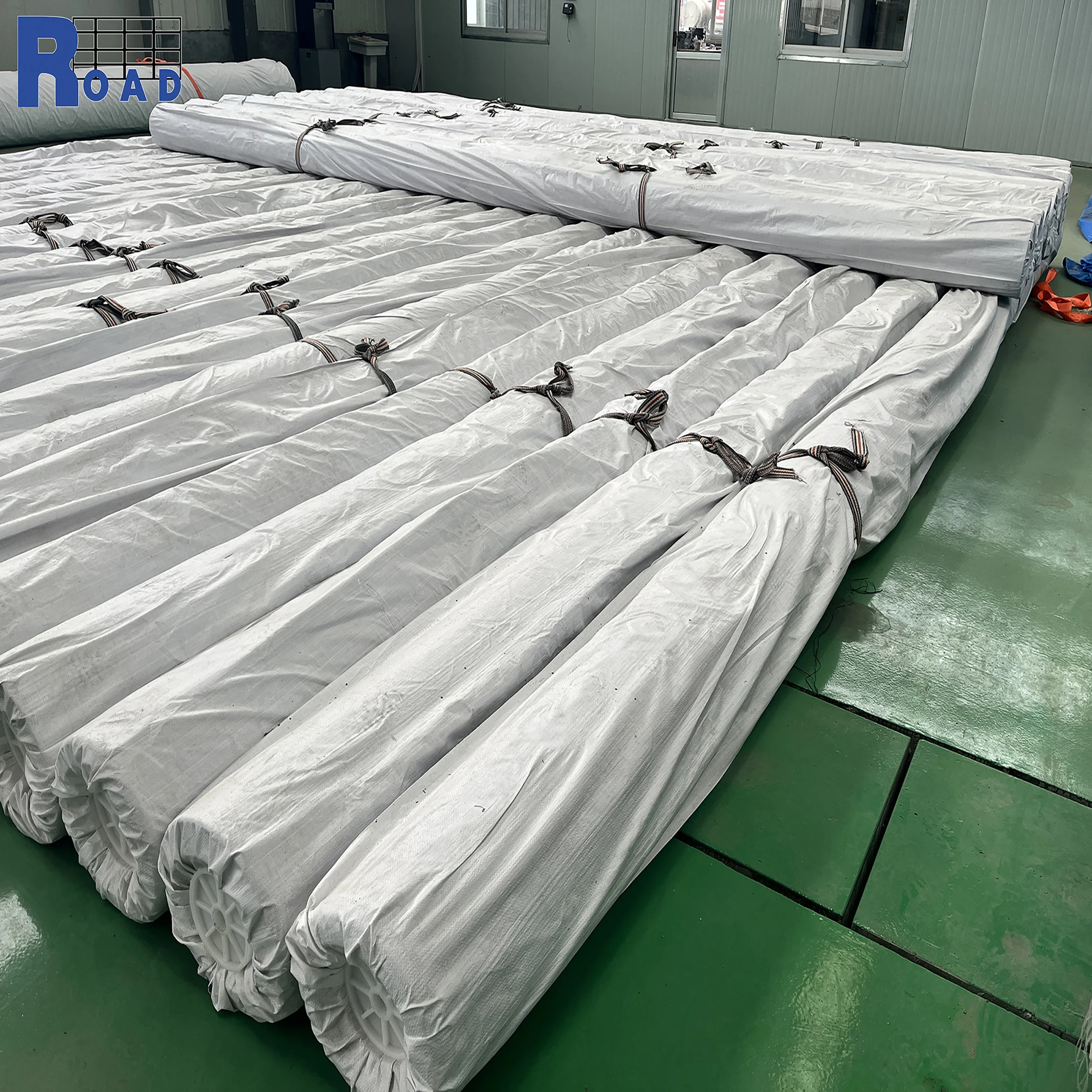 cheap HDPE Geomembrane 0.5mm 1mm 1.5mm 2mm waterproof geomembrane dam pond liner price