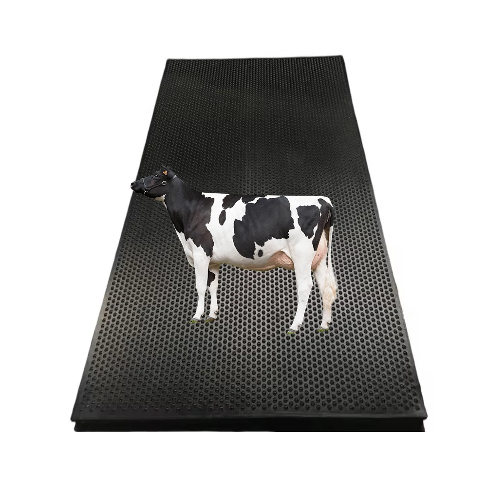 Anti fatigue cow and horse rubber mats for cattle farms Polka dot pattern non-slip waterproof floor mats customizable