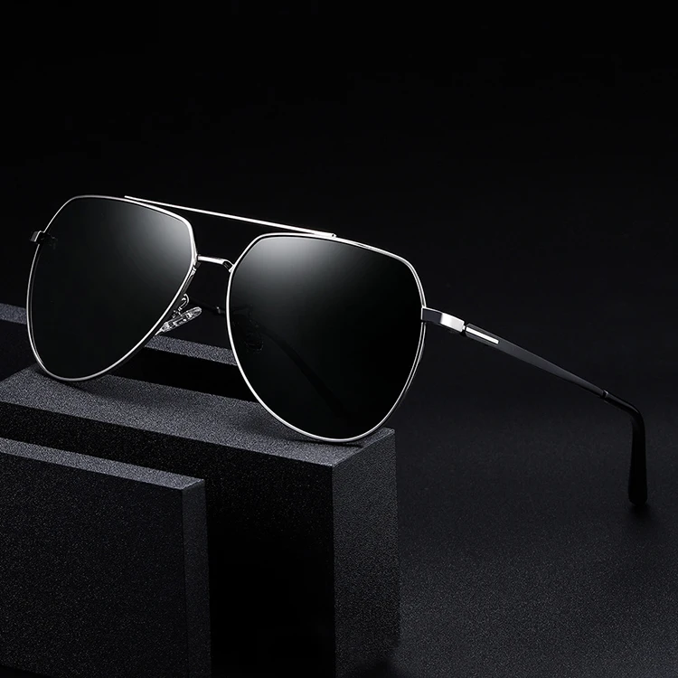 Classic High Sunglasses Polarized Men Driving Sun Glasses For Brand Design Mirror Male Photochromic Sunglasses