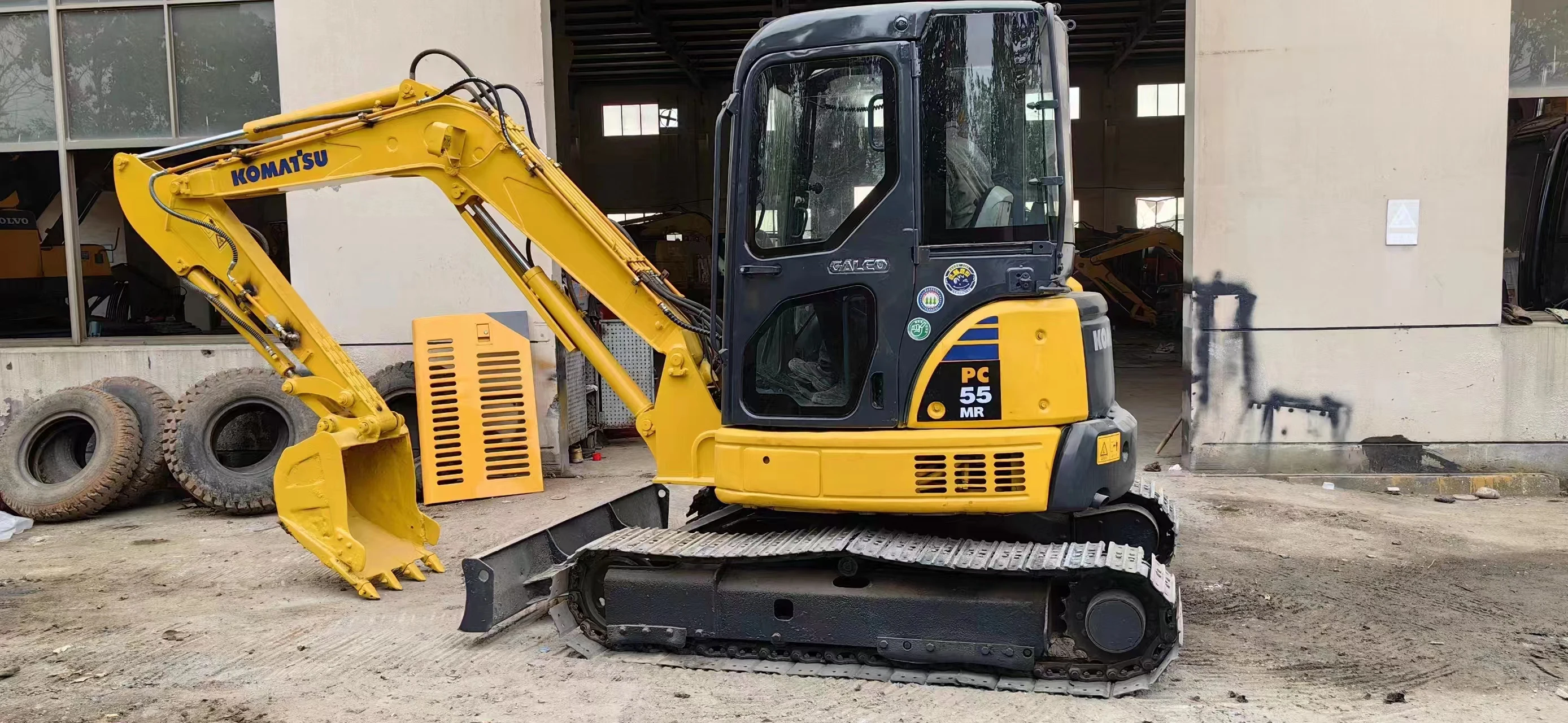 Used excavator for sale in Europe excavator 6 ton Komatsu earthmoving machinery equipment