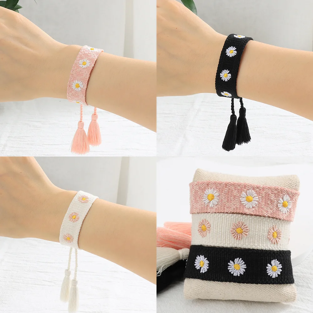 Cute Flower Daisy logo Fashion embroidered bracelet Designer Tassel Bracelet Wristband Color Personalized Name Wrist Band