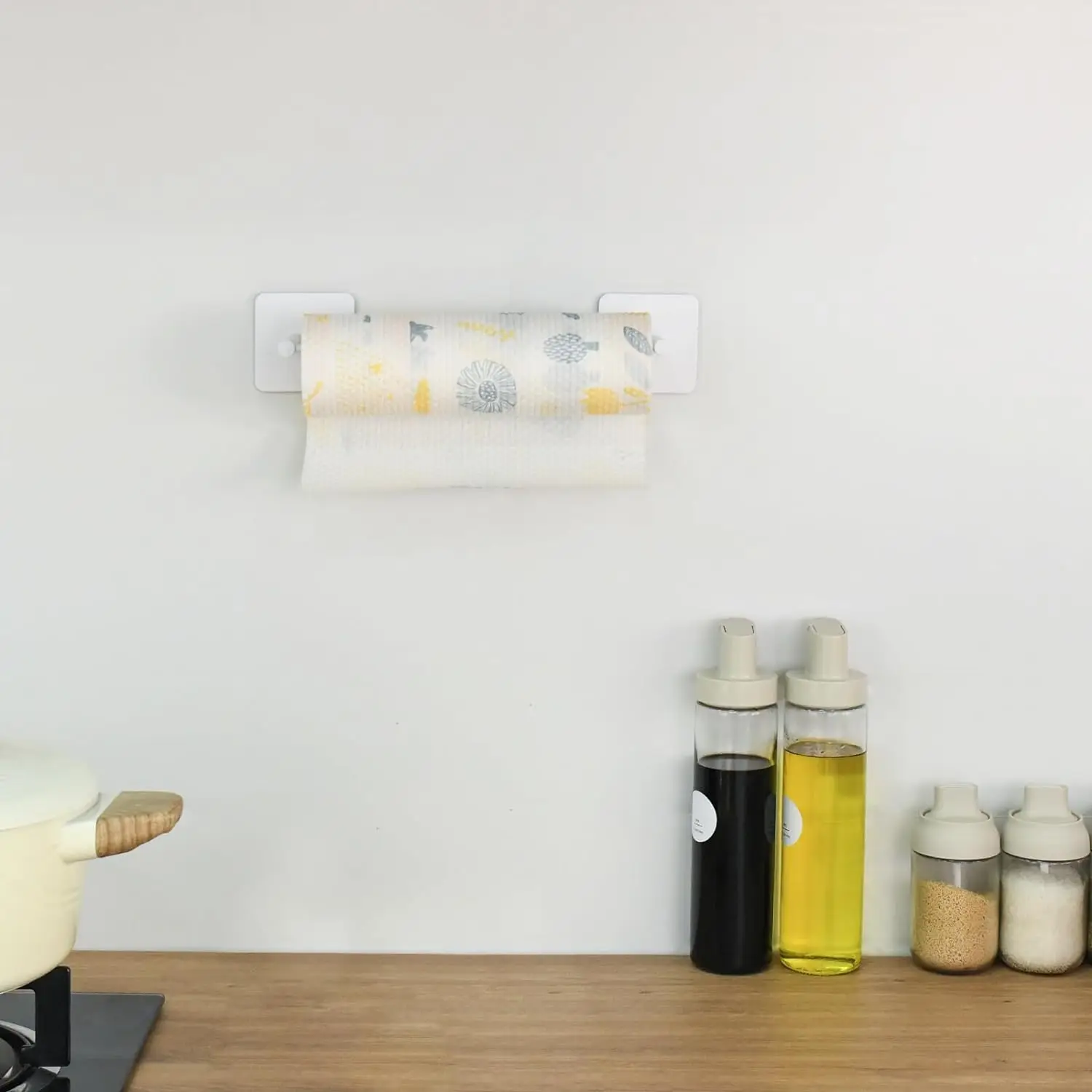 Tissue Holder Toolbox Kitchen Holder Refrigerator Magnet Spice Organization Fridge Paper Magnetic Towel Bar