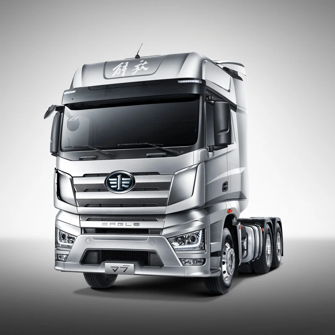 Китай FAW 6*4 4*2 Левая рука вождения 371hp тягач