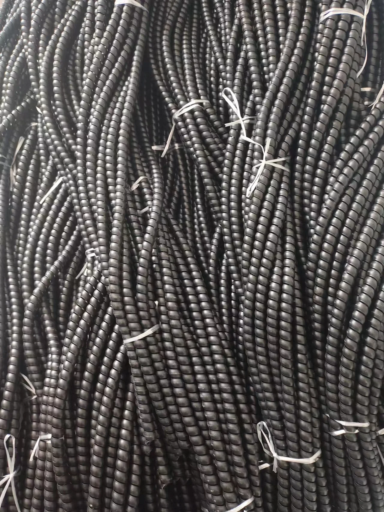 Plastic Spiral Hose Pipe Guard Hose Cover For Protecting Hydraulic Hose