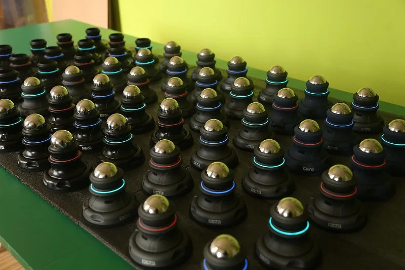 New Mountable Cold Massage Roller Products Portable Electric Back And Neck Ice Vibration Muscle Cryo Ball Fitness Body Massager