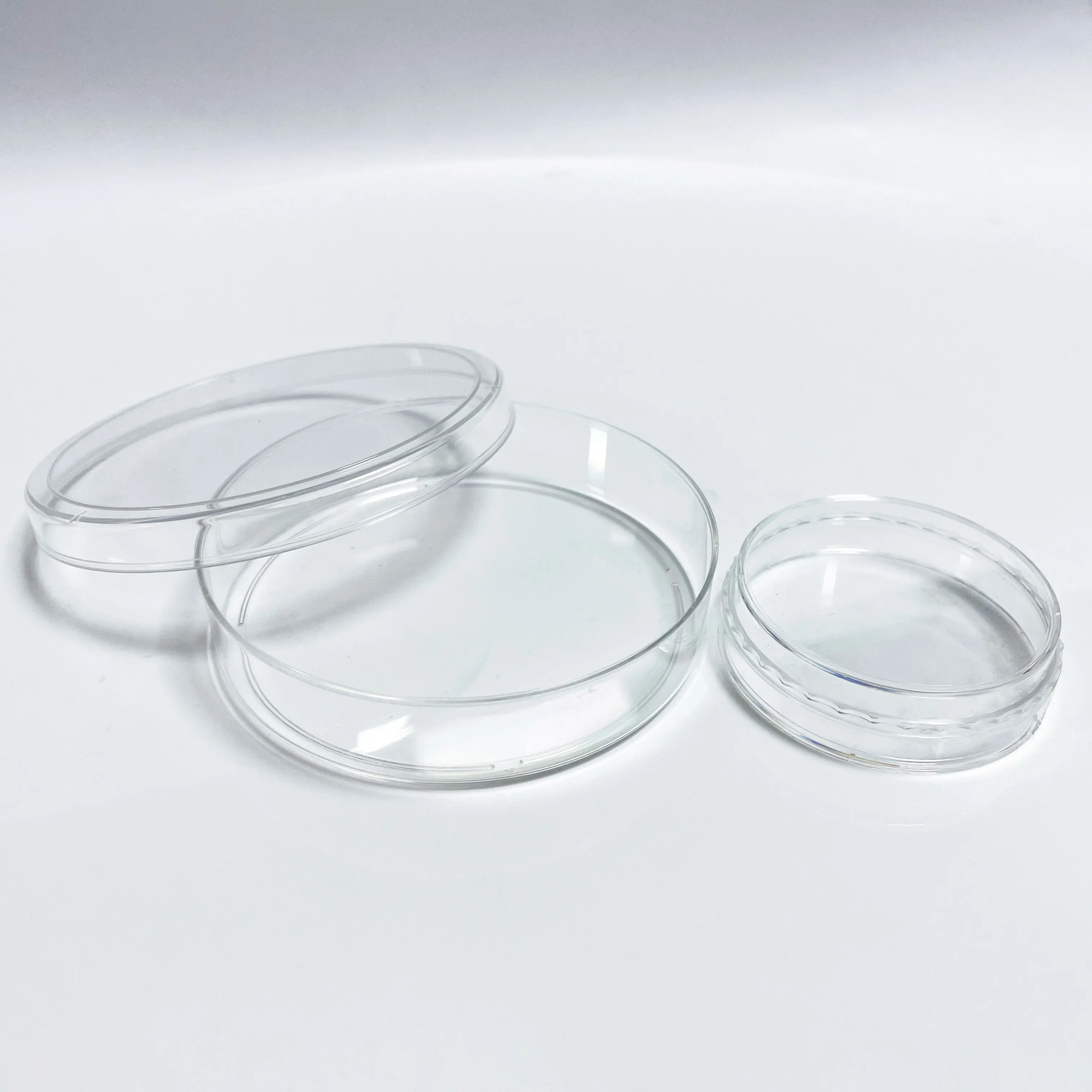 60X15mm 21.5cm2 Sterile External Grip PS Cell Culture Dishes