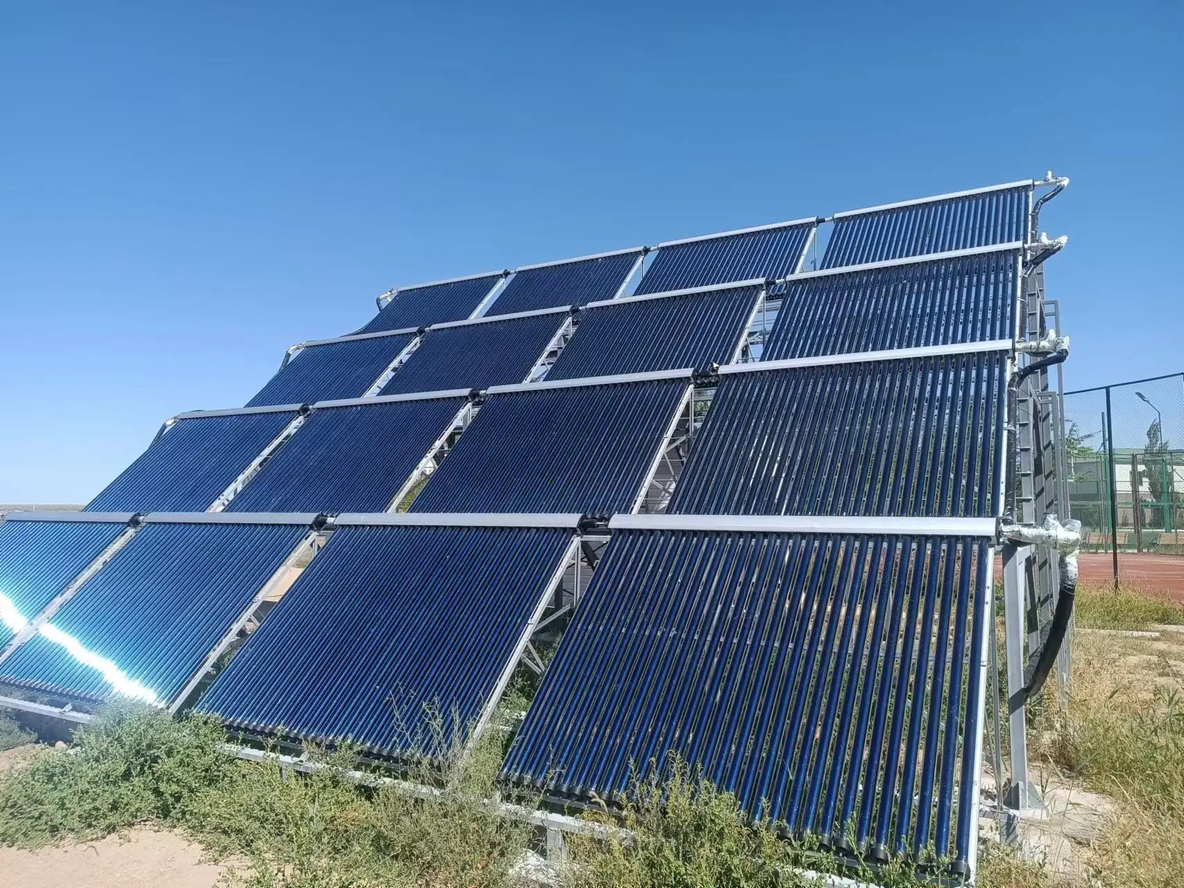 Heat Pipe Solar Collector for Swimming Pool Heating