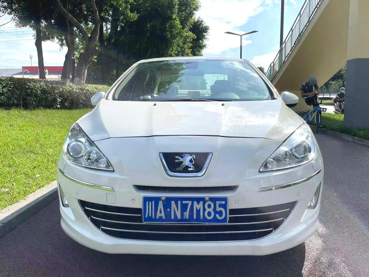 Used Cars dongfeng Peugeot 2010 vehicle cheap for wholesale