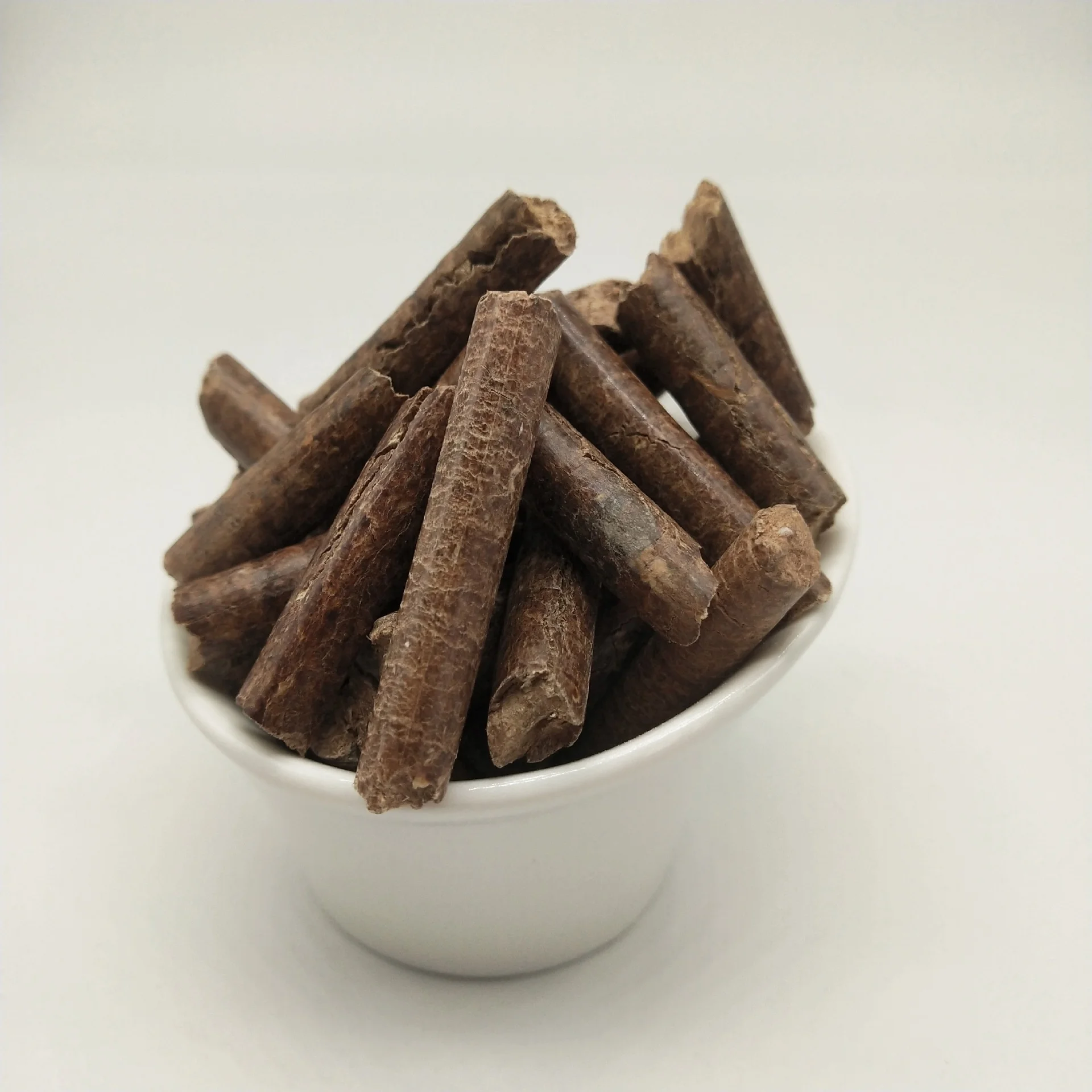 Wood pellet manufacturers direct hair good quality and cheap price fuel wood burning pellets