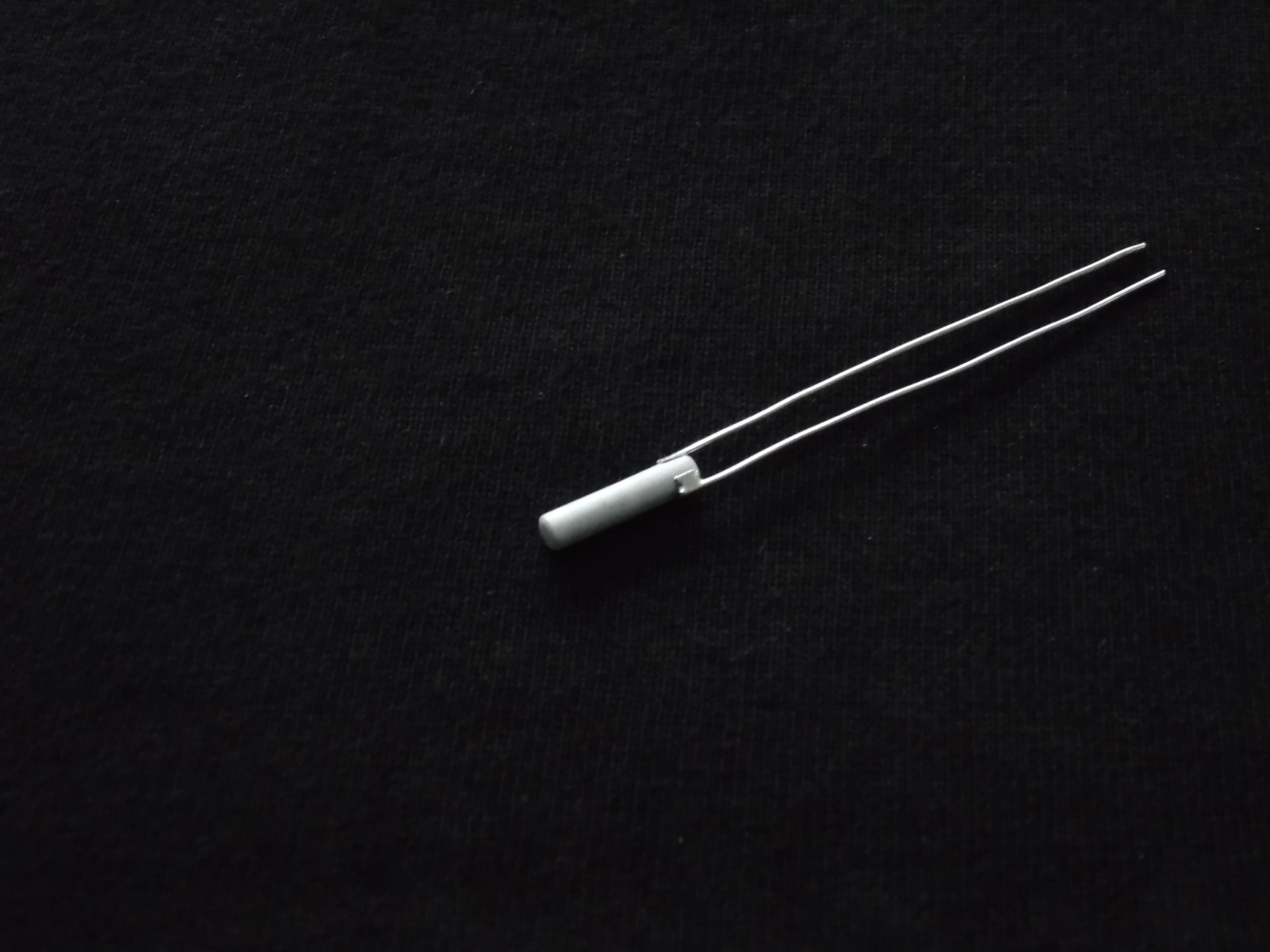 Eco-Friendly Energy Efficient 5V-24V MCH Ceramic Heating Element for Automobile Oxygen Lambada Sensor