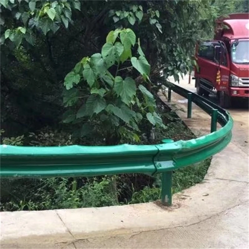 Customized Highway Guardrail Green Two Waves  4320*310*85*4mm Protecting Road Safety Steel Galvanized Guardrail for Highway
