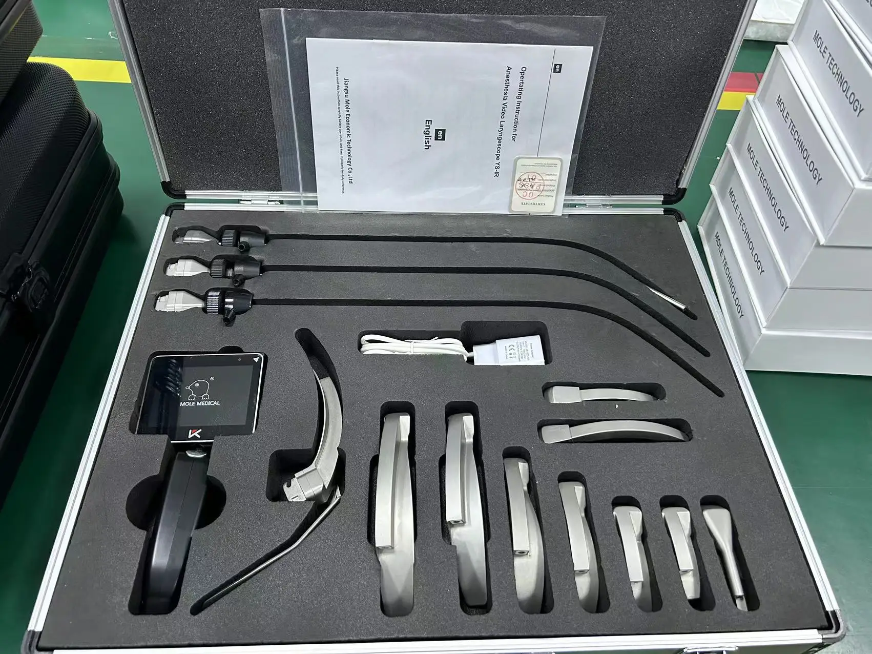 Flexible Fiberoptic Laryngoscope Led Bulb Maccoy Macintosh Miller Laryngoscope Blades 6 Blades for Intubation