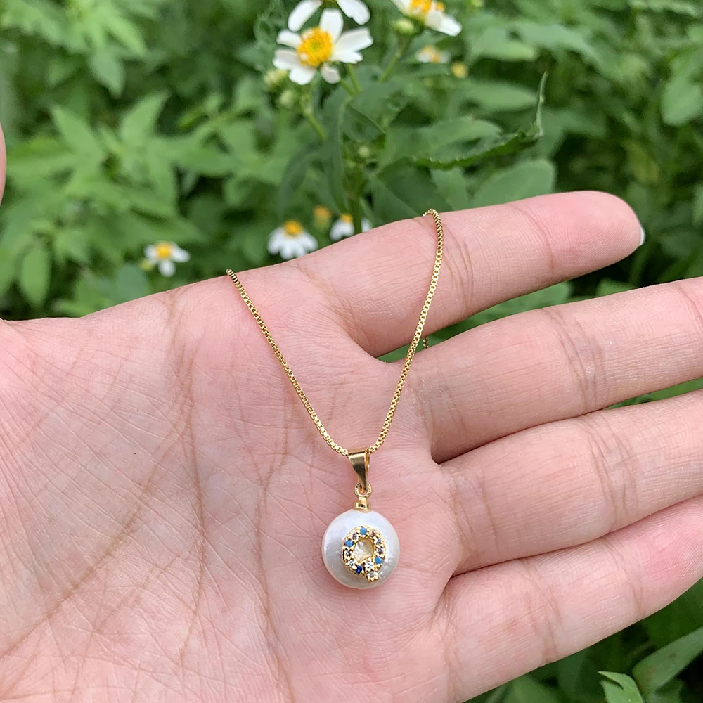 18k Gold Plated 26 Alphabet Letter Round Natural Freshwater Pearls Necklace Charm Name Pendant Chain Choker Lady Necklace