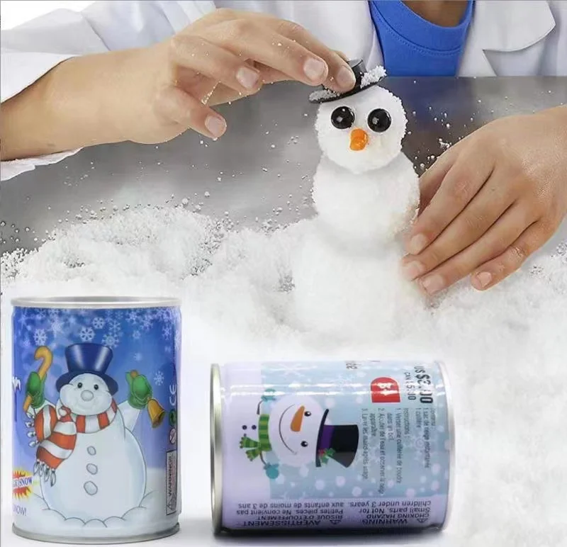 INSTANT SNOW MADE OF WATER ABSORBING RESIN