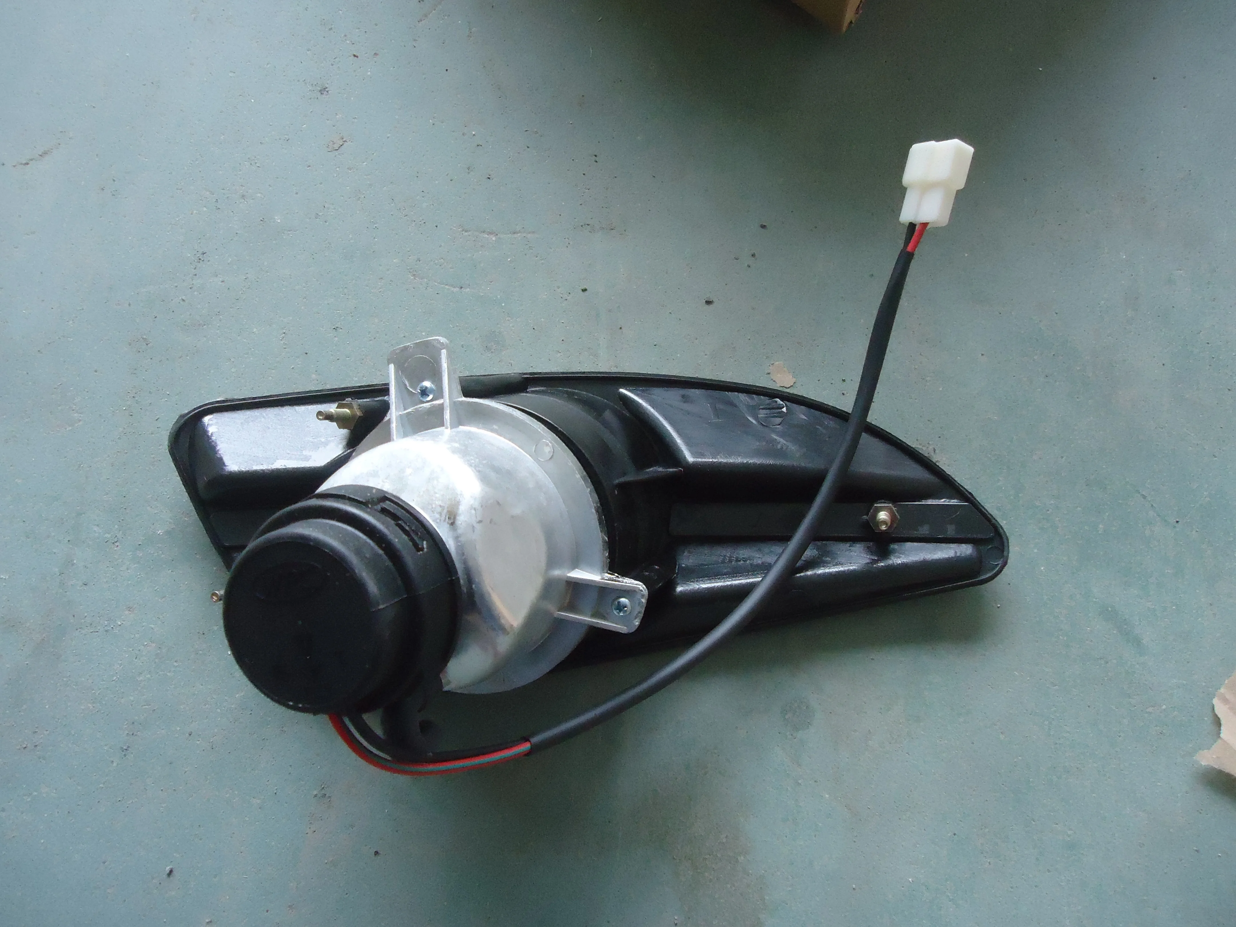 FRONT FOG LAMP auto lighting system bus parts city bus 212*82*118 12V OR 24V GLASS+ABS  HC-B-4117