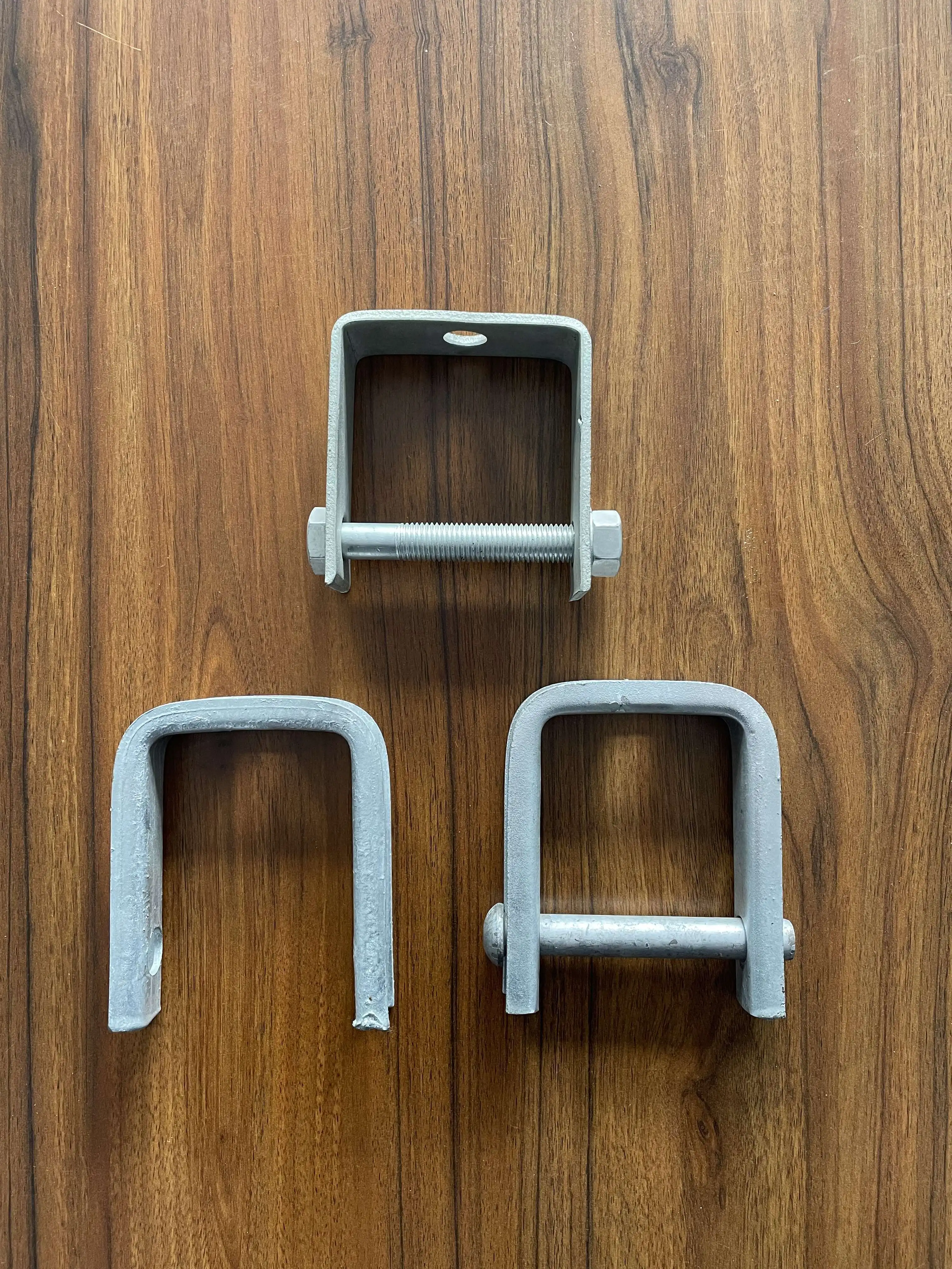 High Quality Hot Dip Galvanized Overhead Line Accessories D Type Bracket D Iron For Insulator