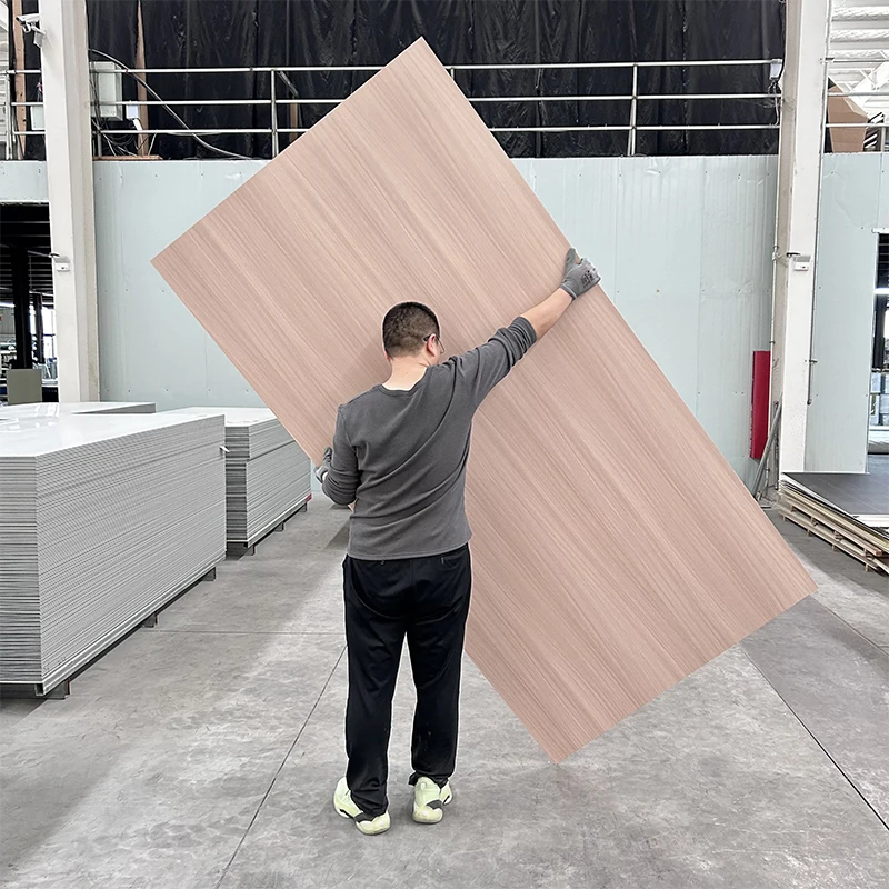 1220*5*2440mm Burlywood Wooden Veneer Bamboo Charcoal Fiber WPC Wall Wood Grain Panel for Interior and