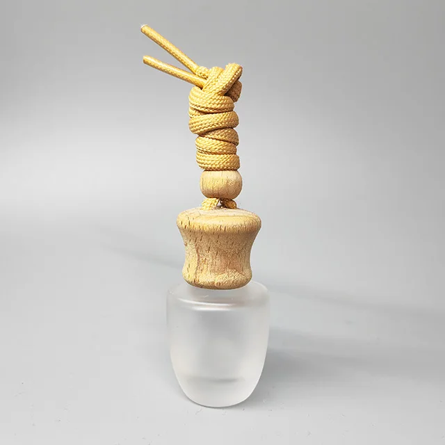 Stylish Frosted Black Glass Aroma Colored Hanging Rope Car Diffuser Bottle Mini Fragrance Oil Perfume Bottle