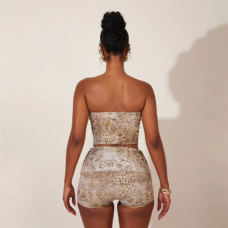 Sexy Leopard Printed Shorts Sets Women Vintage Slim 2 Piece Sets Slash Neck Sleeveless Corset Tops Mid-Waisted Shorts