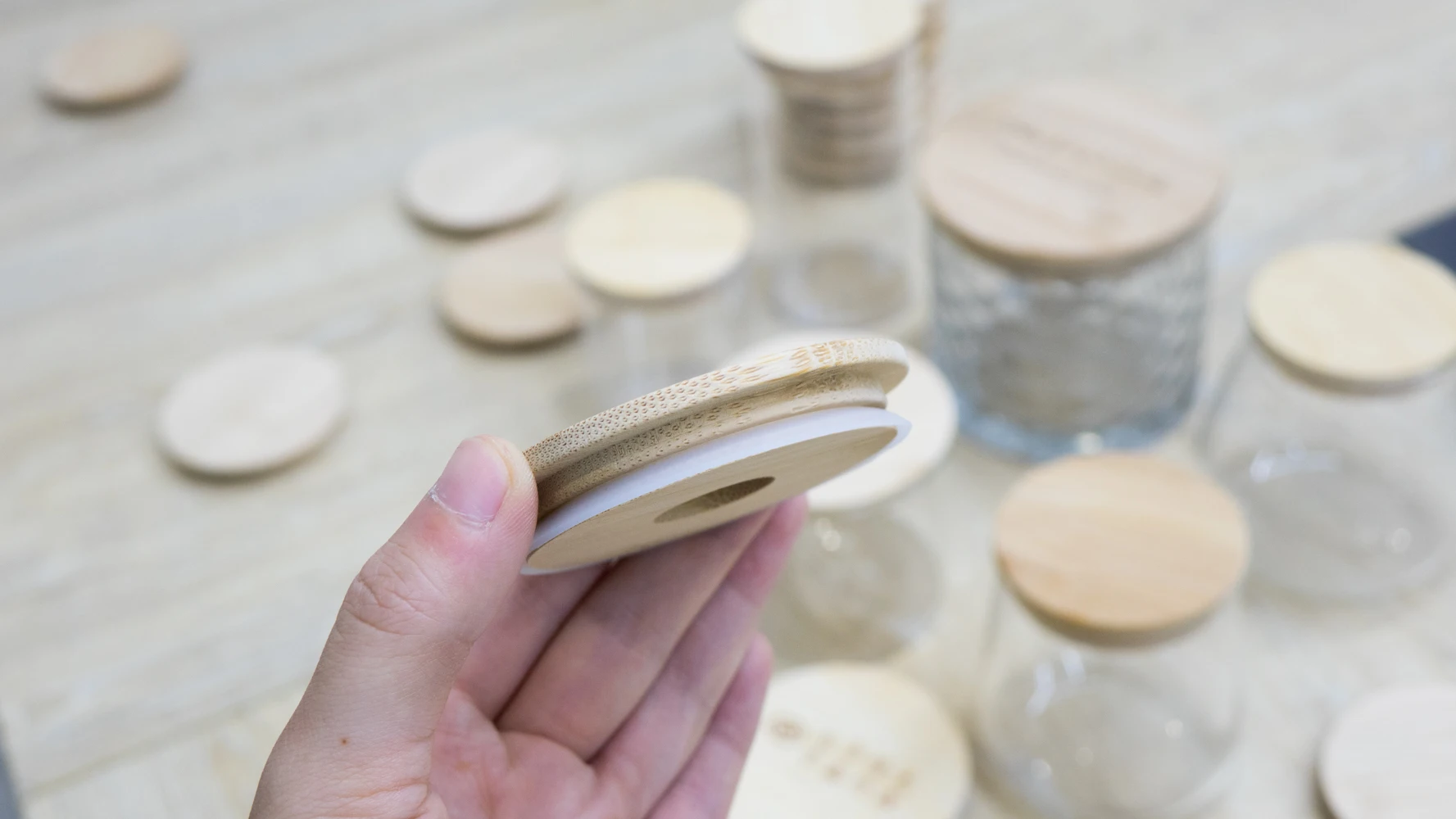 Borosilicate Bottle Glass Containers Cups Marson Jar Bamboo Covers Lids with Silicone Covers for Candle Jars