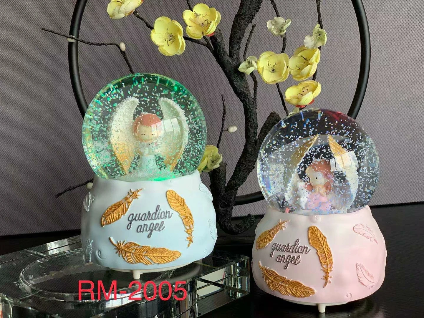 Custom Souvenir Crystal Snow Balls 100mm Falling Angel Girl Snow Globe