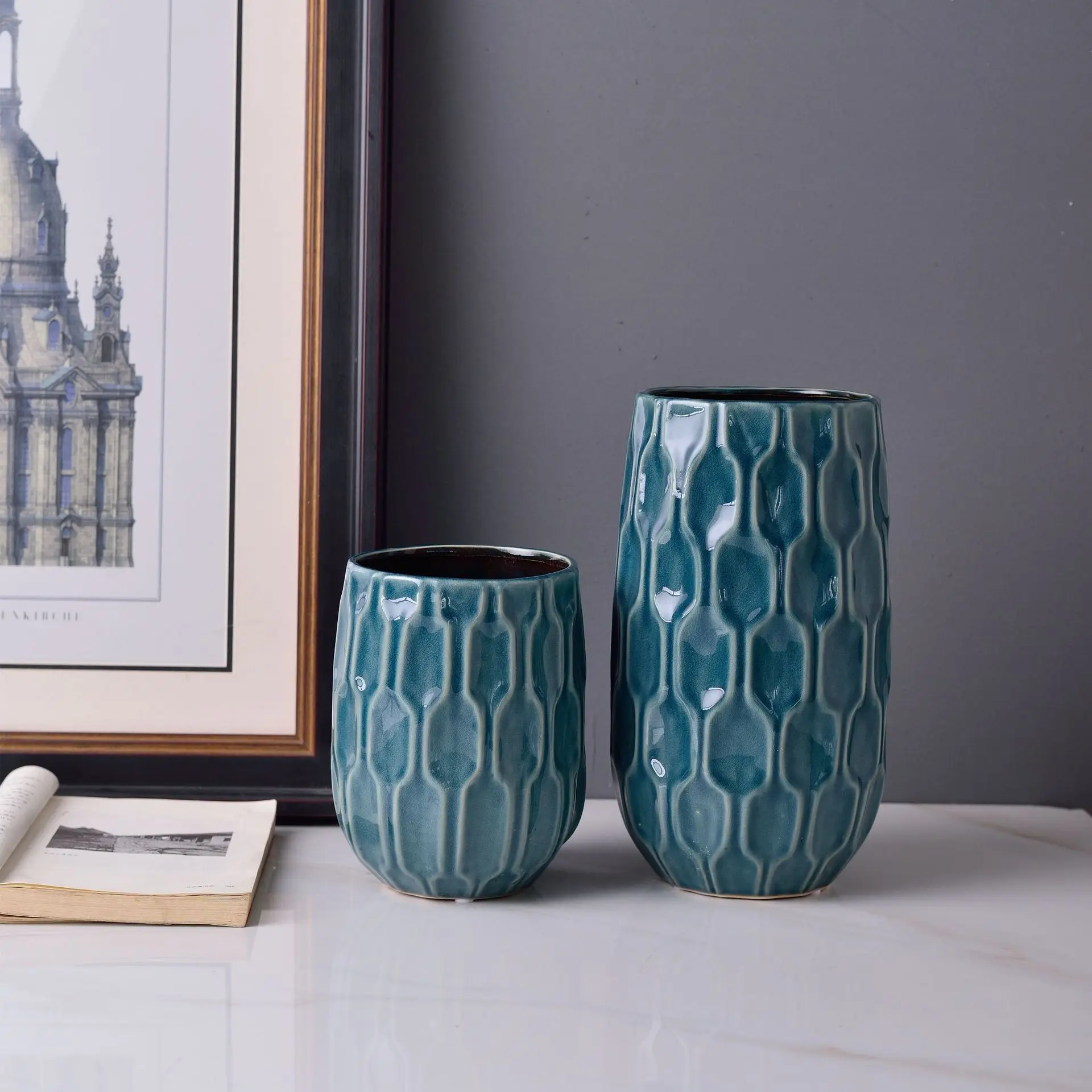 Retro Garden Design Blue Ceramic Flower Vase Ornaments For Home Decoration Wholesale Vase