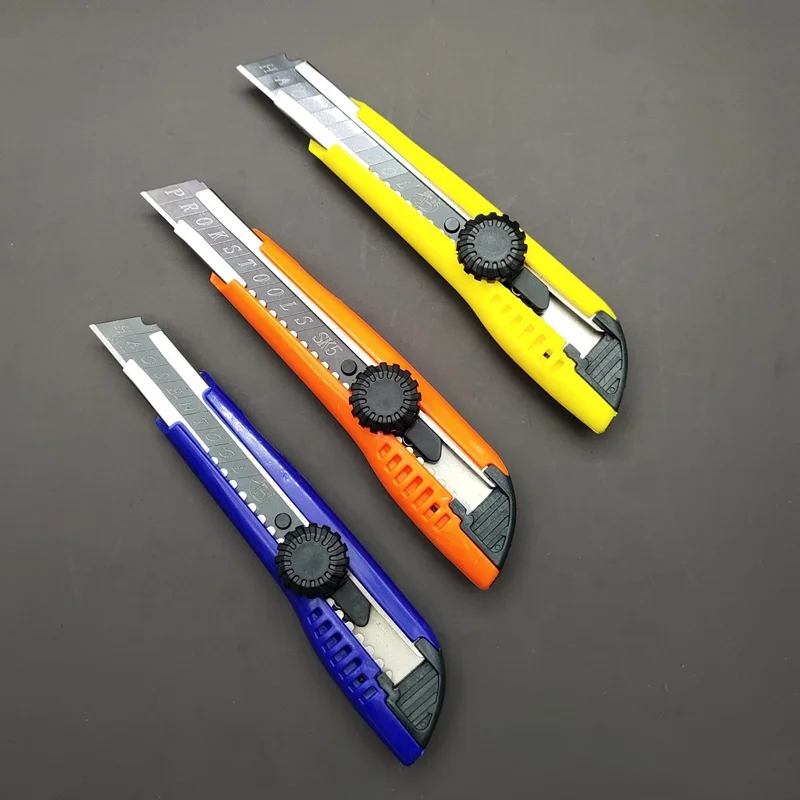 UTILITY KNIFE PROFESSIONAL MANUFACTURER LC - 500