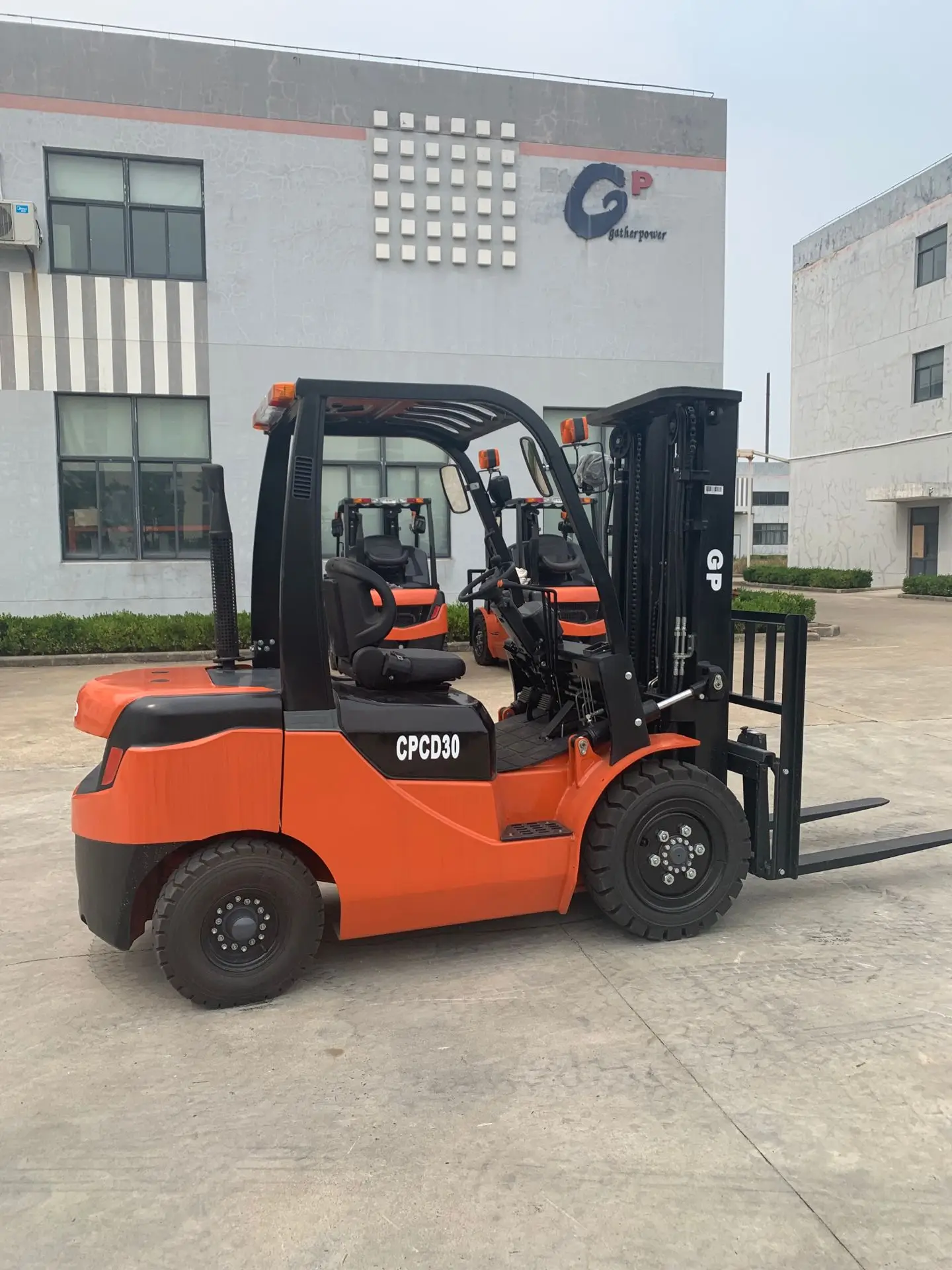 3ton forklift  Engine with EPA certificate  Diesel power Truck For Sale in USA