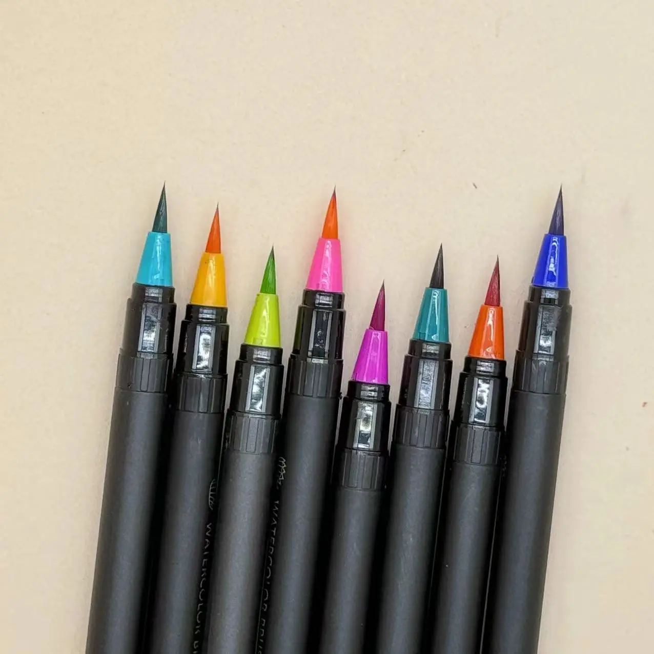 Hot Selling 12/20/24 Colors Wholesale Soft Flexible Felt Tip Watercolor Brush Pens And 1 Water Blending Pen